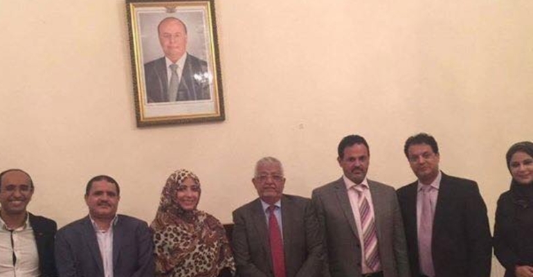 Tawakkol Karman visits Yemeni diplomatic mission in London